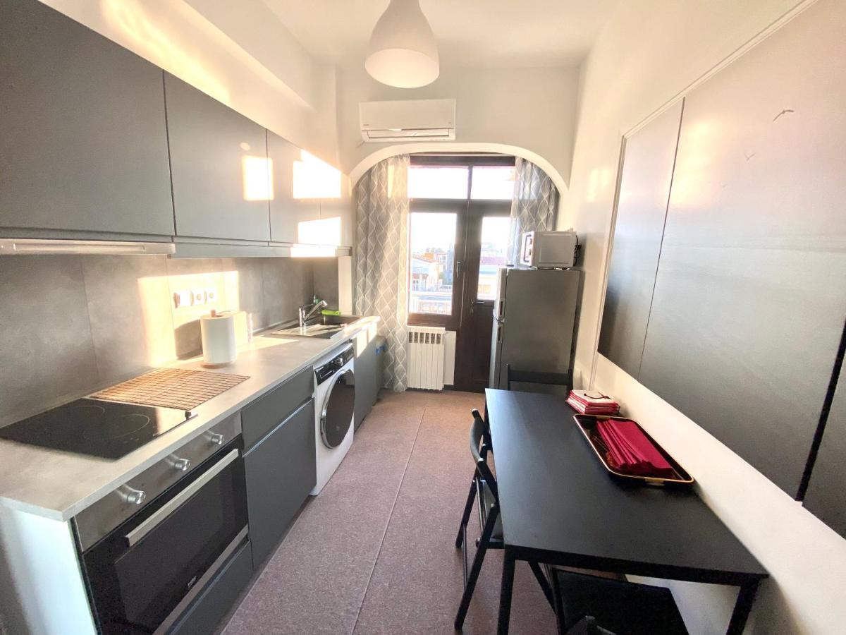 Classic 2 Bedroom Apartment Next To Metro - Marousi Athén Kültér fotó